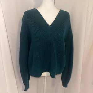 Women’s Green Sweater - Small